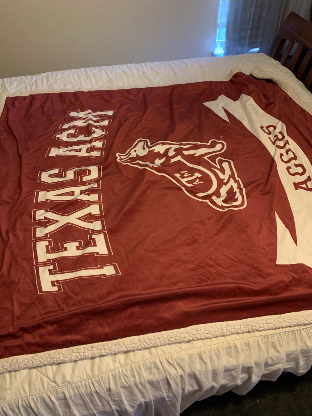 Texas A&M Aggies Maroon Fleece throw